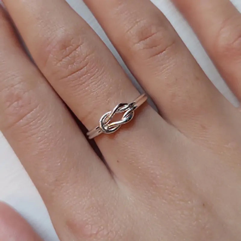 Knot Infinity Rings For Women - High Trend Coture