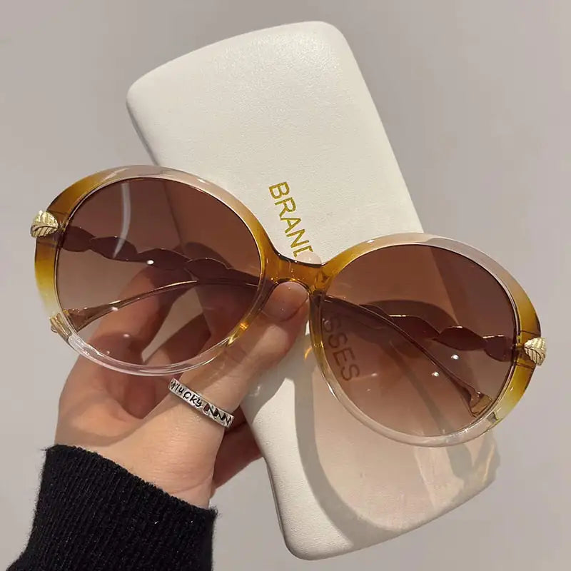 Vintage Round Frame Sunglasses - High Trend Coture