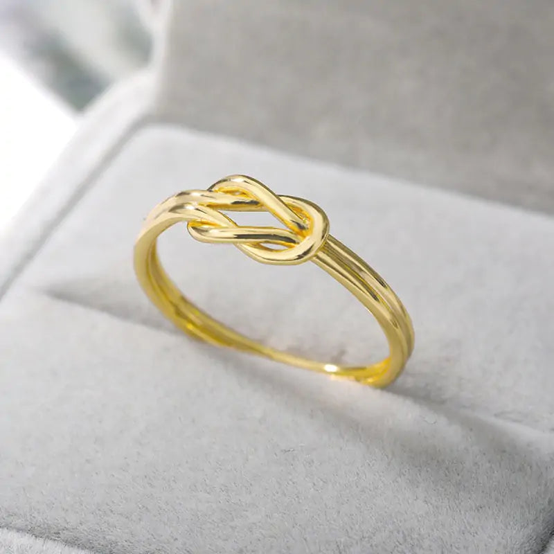 Knot Infinity Rings For Women - High Trend Coture