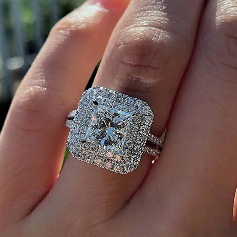 Huitan Trendy Women Rings - High Trend Coture