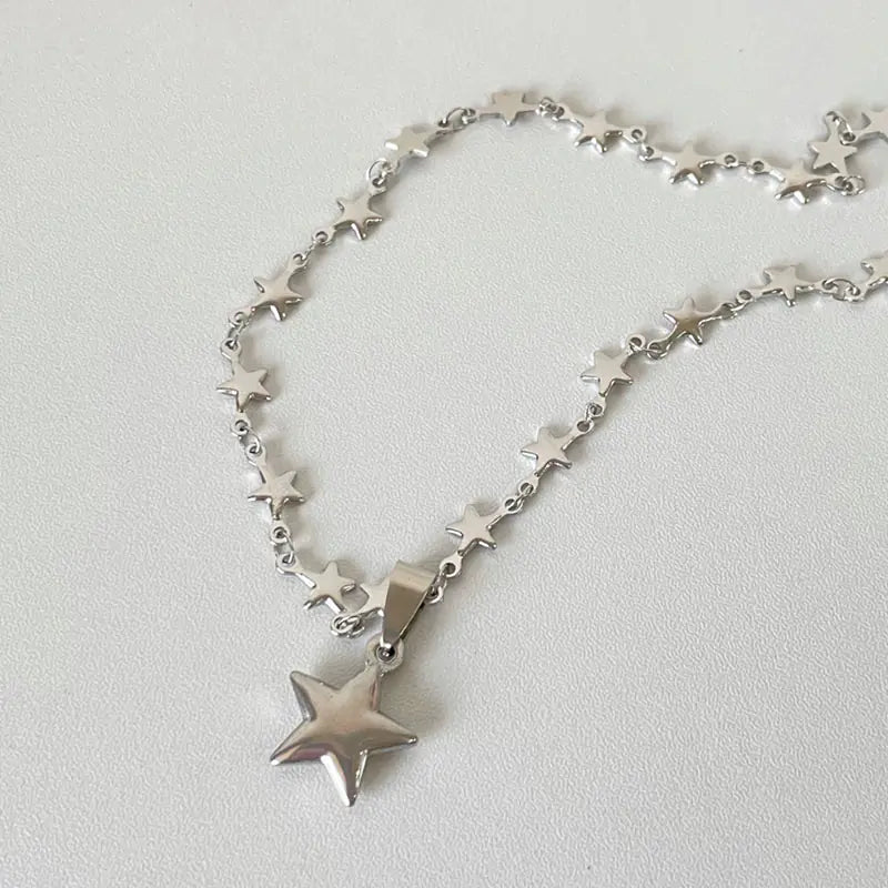 Metal Star Pendant Necklace - High Trend Coture