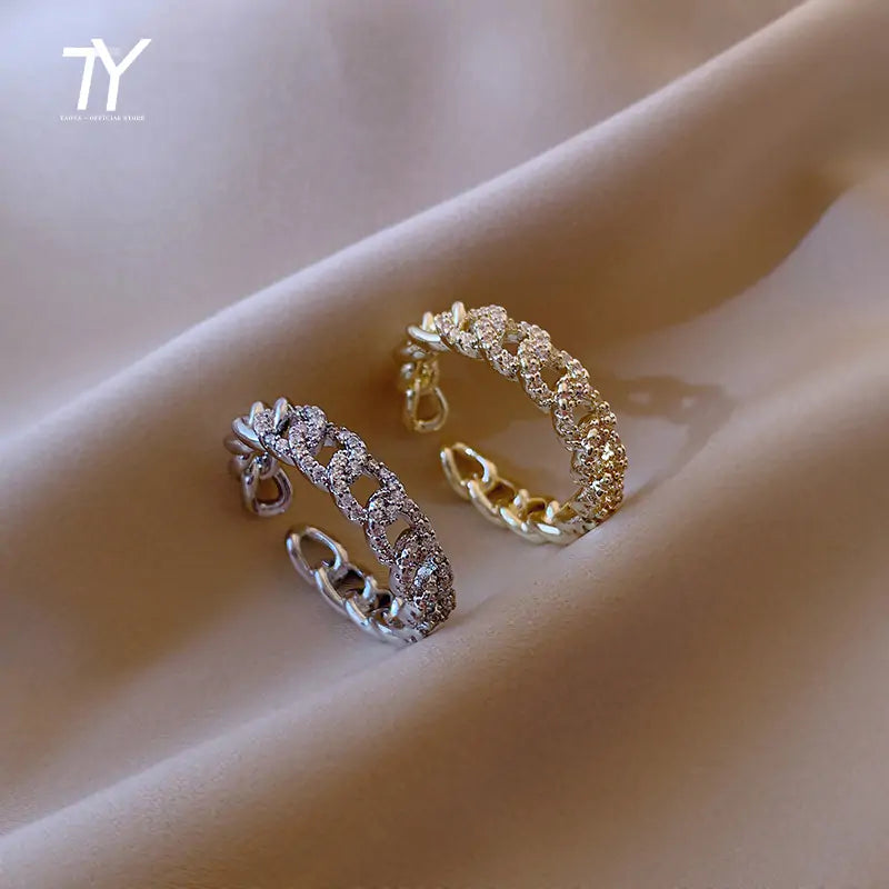 Twist Design Rings - High Trend Coture