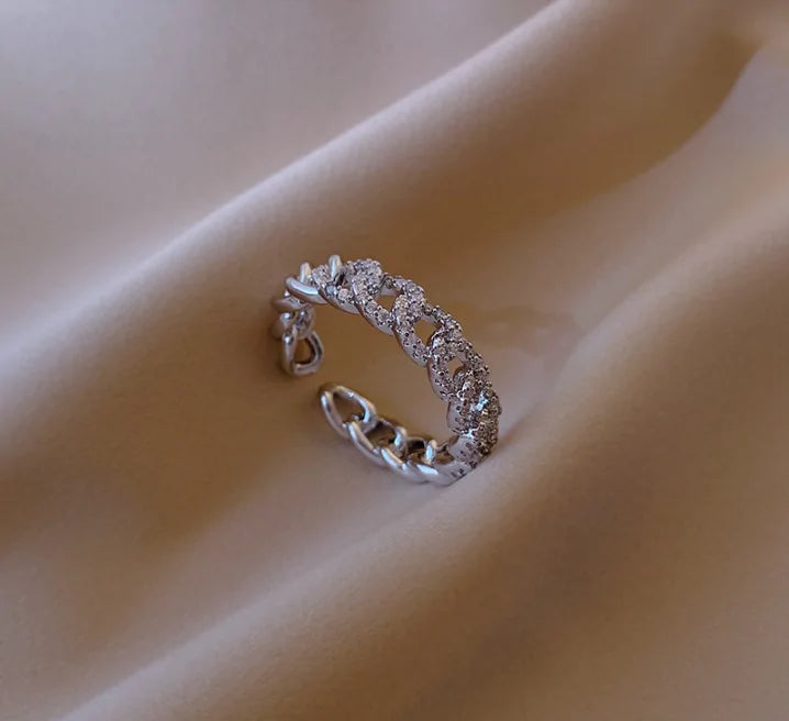 Twist Design Rings - High Trend Coture