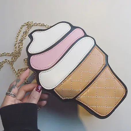 Bolsos bandolera para mujer con formas originales - High Trend Coture