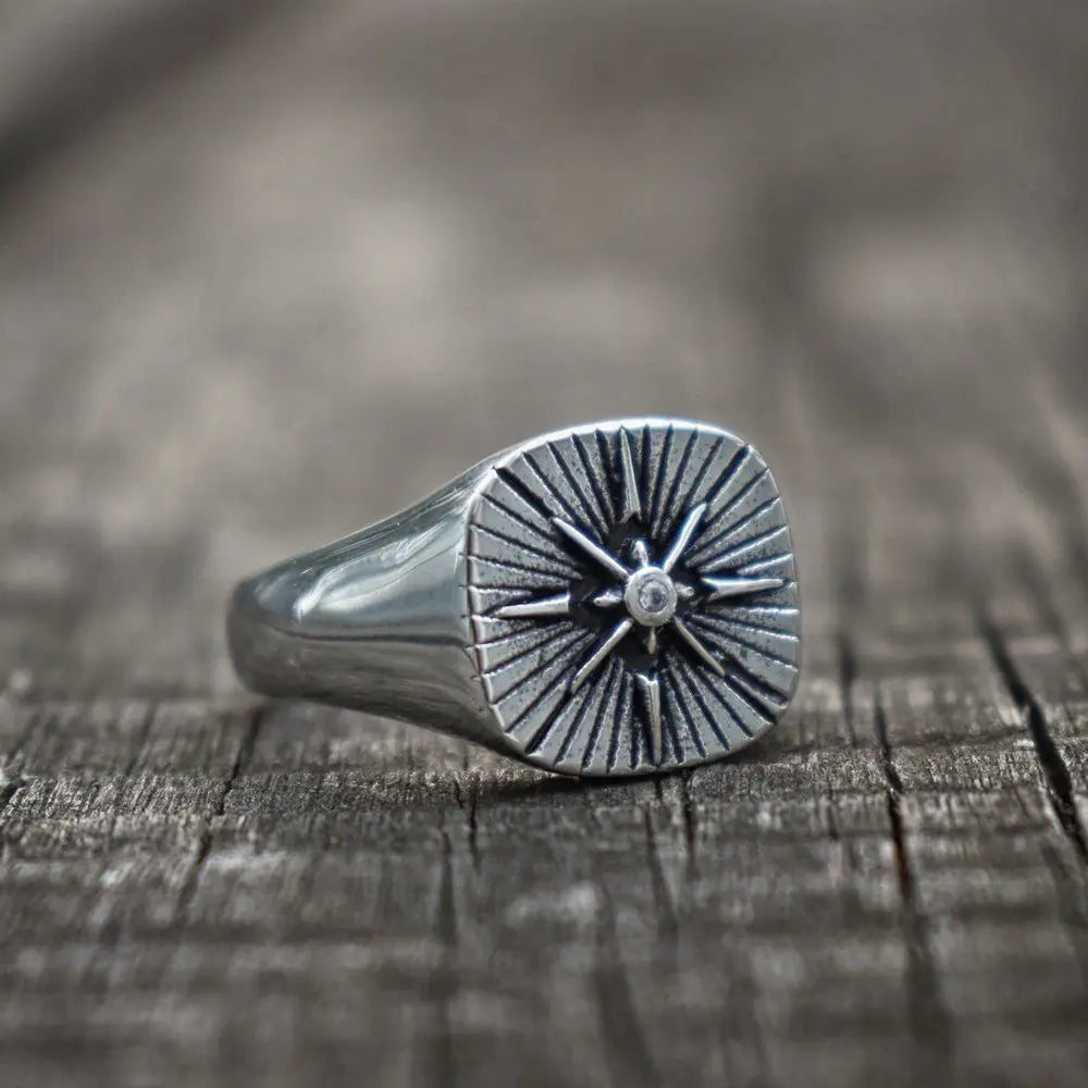 Polaris Star Signet Ring - High Trend Coture