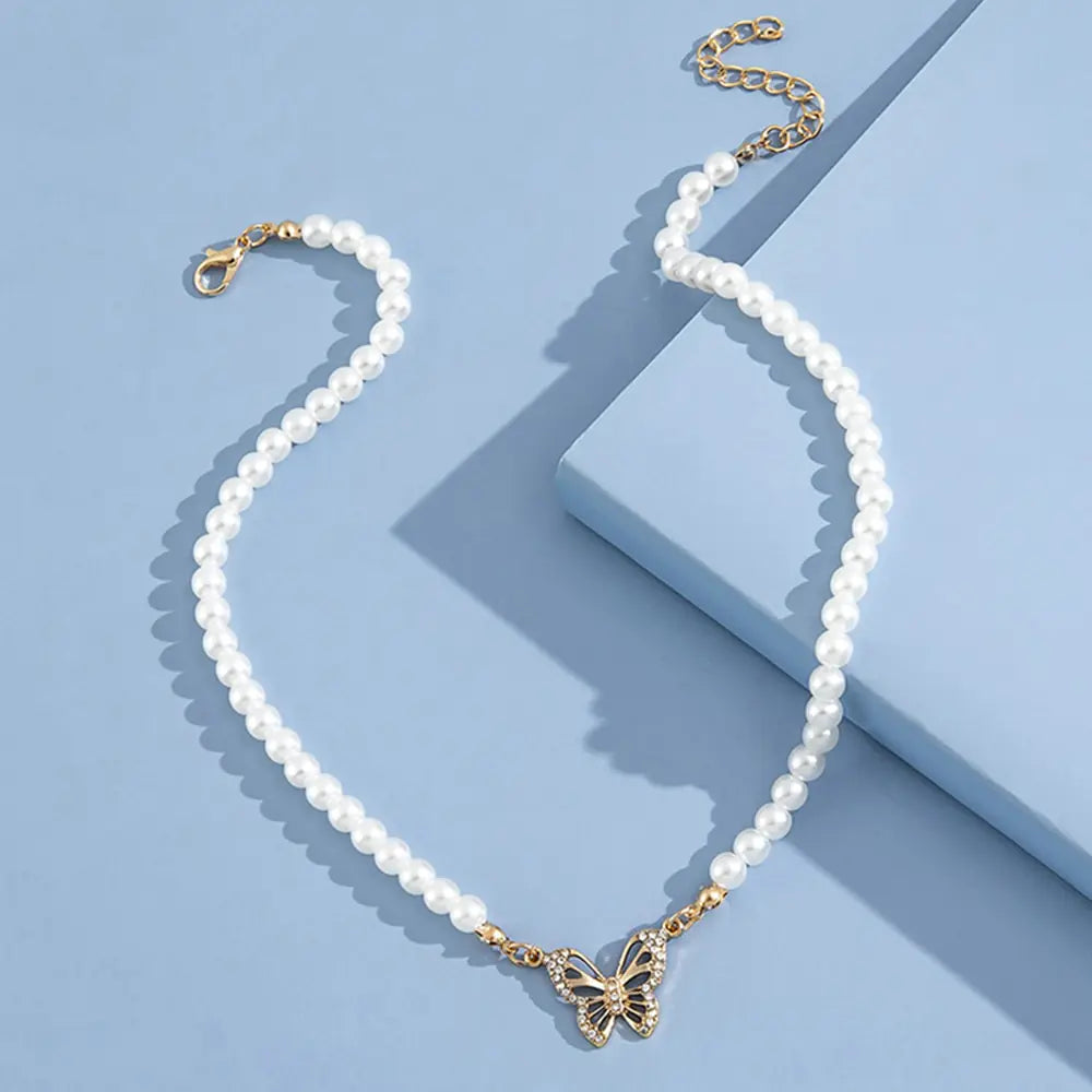Rhinestone Butterfly Pendant Pearl Necklace - High Trend Coture
