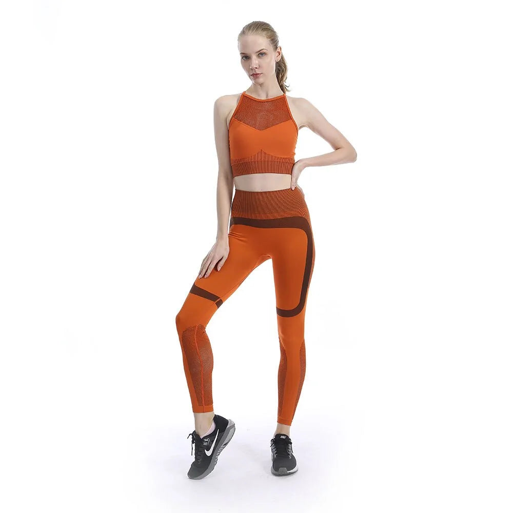 Conjunto Deportivo Fitness de 2 piezas: Leggings Push Up y Sujetador Deportivo con Detalle de Rejilla - High Trend Coture