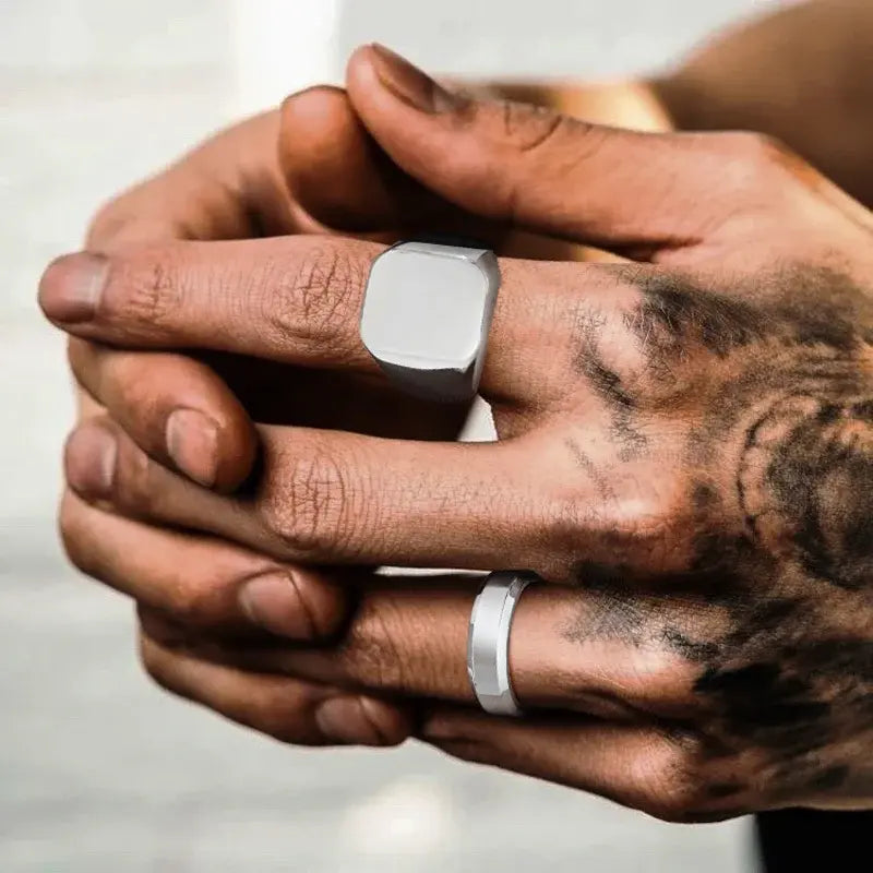 Document Rings - High Trend Coture