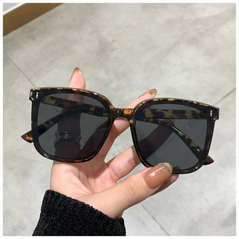 Vintage Square Sunglasses - High Trend Coture