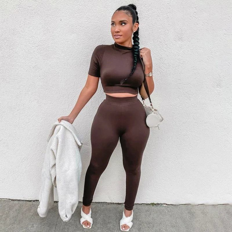 Conjunto Deportivo Dos Piezas Mujer Leggings Push Up y Top Manga Corta - High Trend Coture