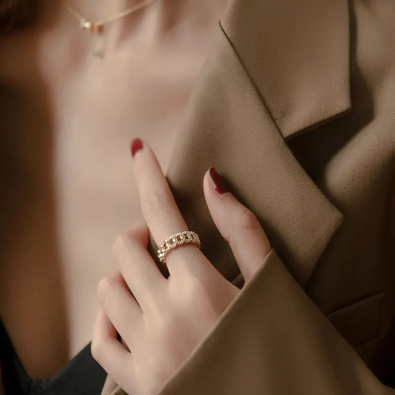 Twist Design Rings - High Trend Coture