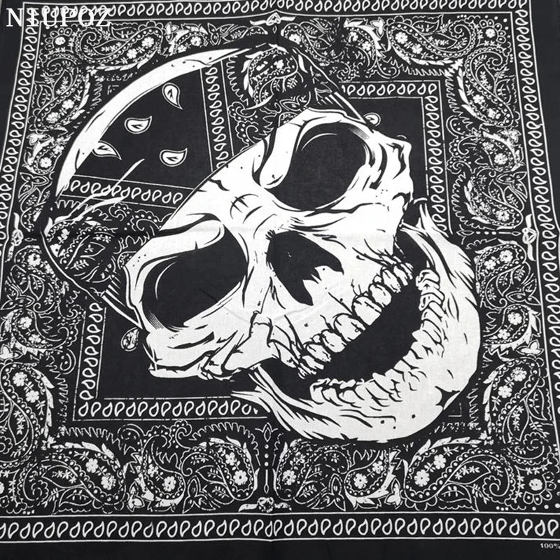 Bandana Cuadrada Algodón 100% con Calaveras Paisley