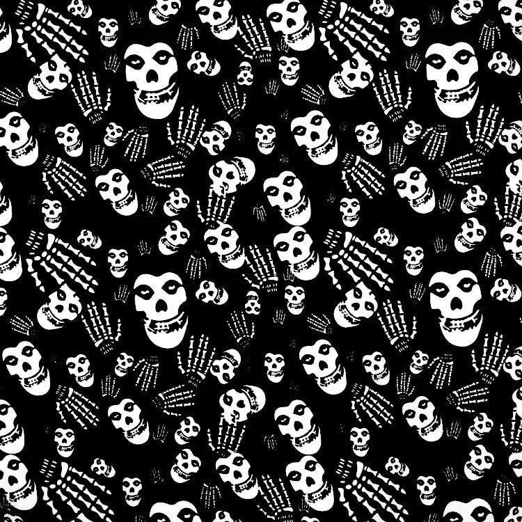 Bandana Cuadrada Algodón 100% con Calaveras Paisley