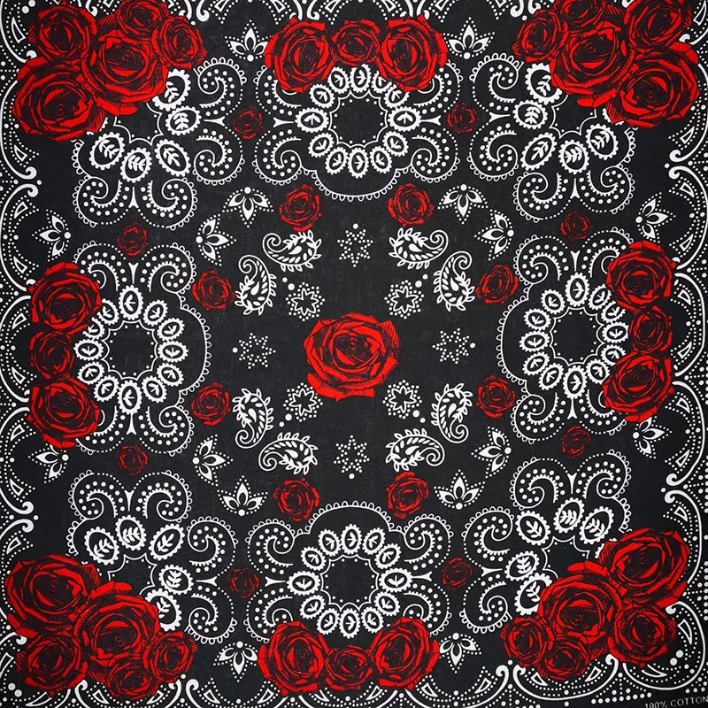 Bandana Cuadrada Algodón 100% con Calaveras Paisley