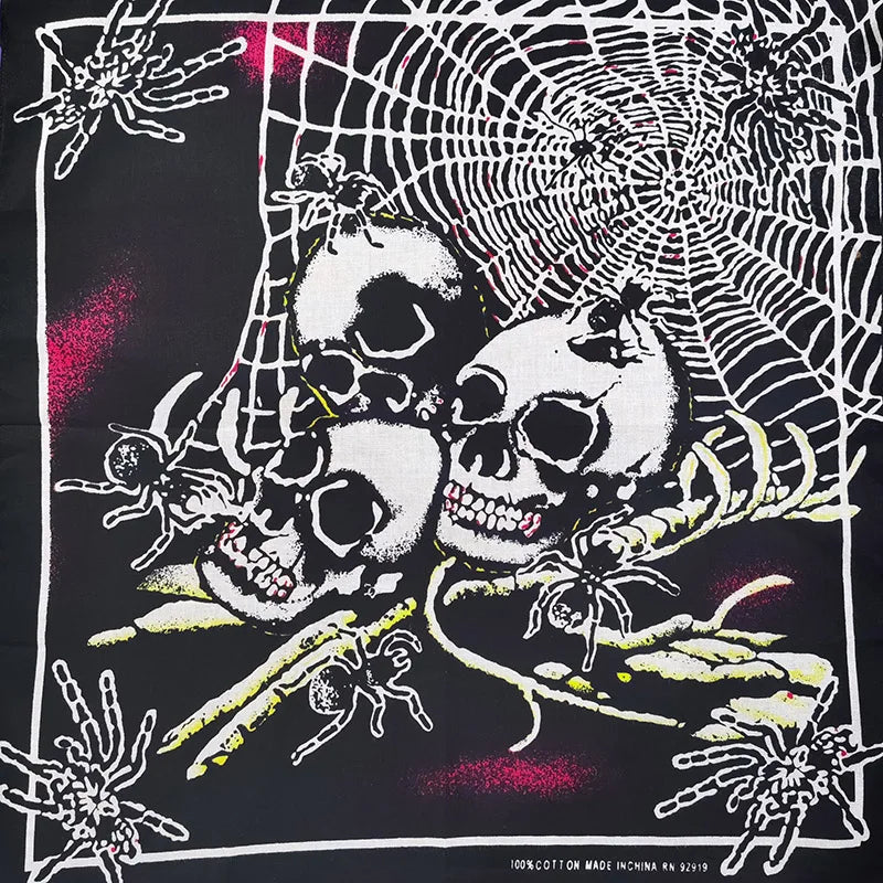 Bandana Cuadrada Algodón 100% con Calaveras Paisley
