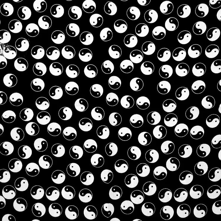 Bandana Cuadrada Algodón 100% con Calaveras Paisley