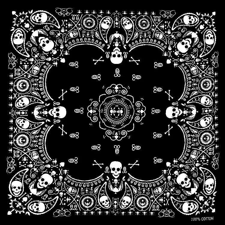 Bandana Cuadrada Algodón 100% con Calaveras Paisley