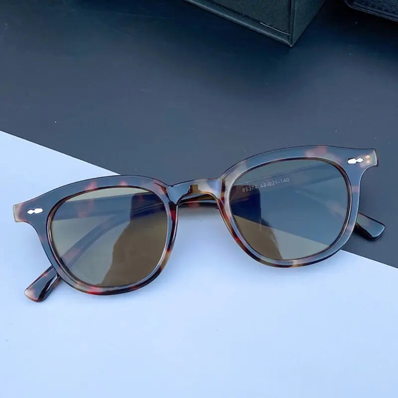 Fashion Classic Round Sunglasses - High Trend Coture