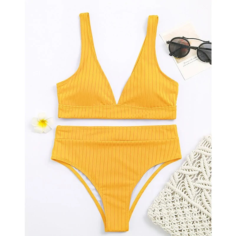 Bikini con Braguita de Talle Alto - High Trend Coture