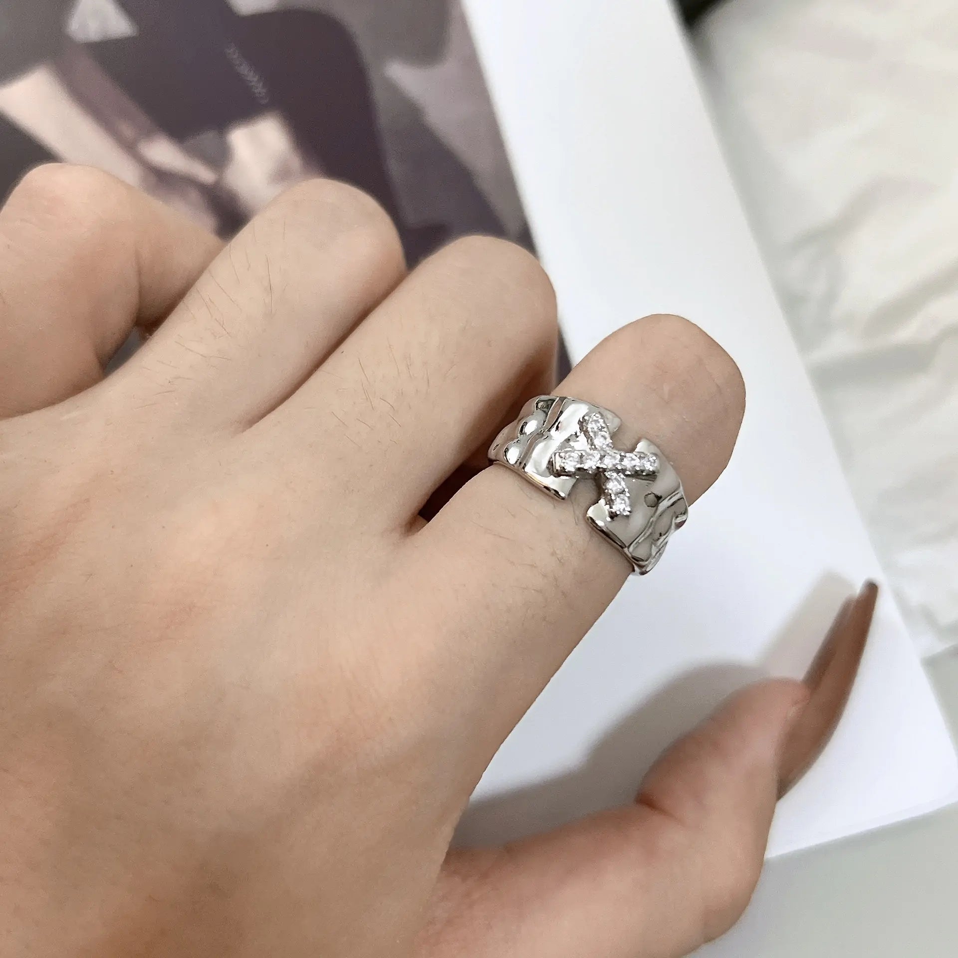 Shiny Unisex Crystal Rings - High Trend Coture