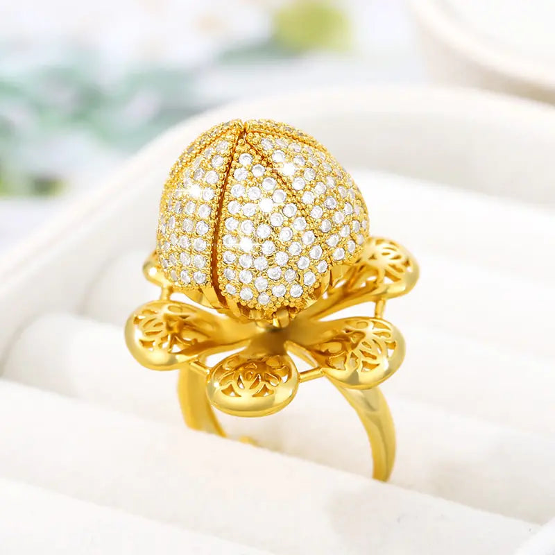 Garland Flowers Rings - High Trend Coture