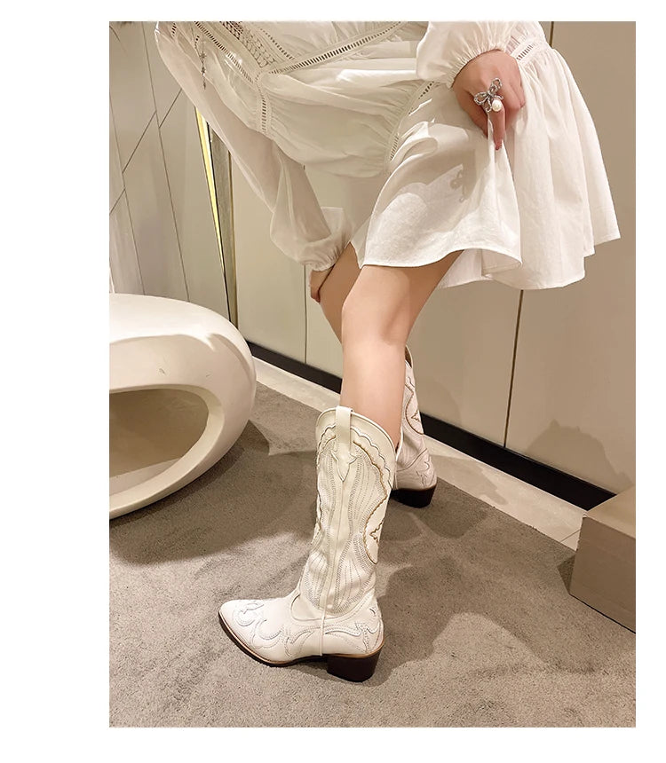 Botas de Mujer Estilo Cowboy Bordadas de Caña Alta