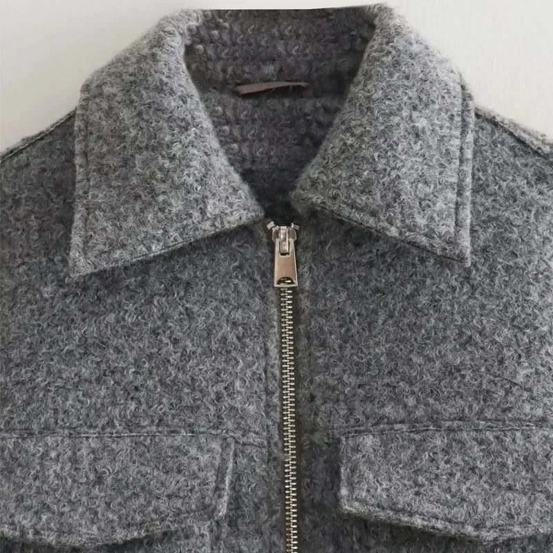 Chaqueta Corta para Mujer de Entretiempo con Bolsillos Gris solido