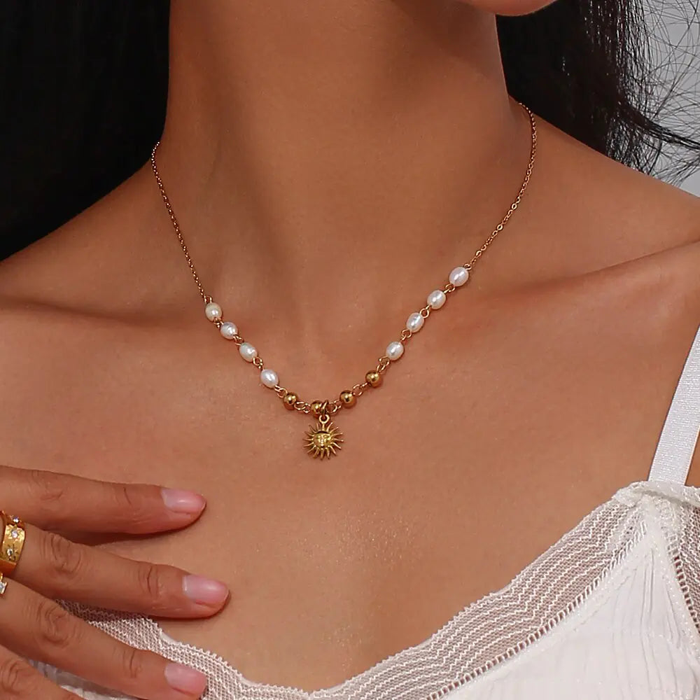 Optimistic Sun Pendant Necklace - High Trend Coture