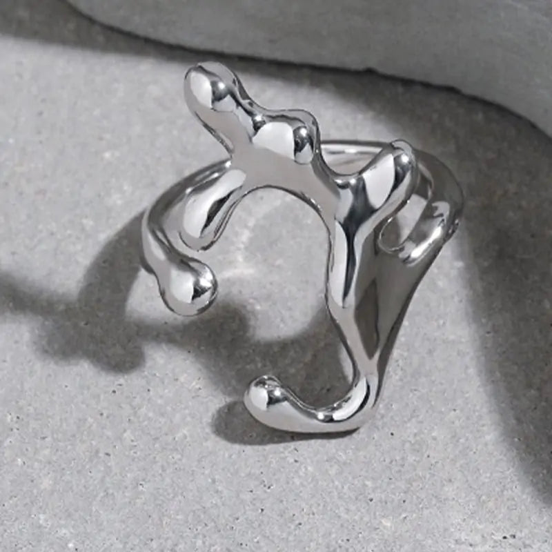 Charming Hollow Opening Rings - High Trend Coture