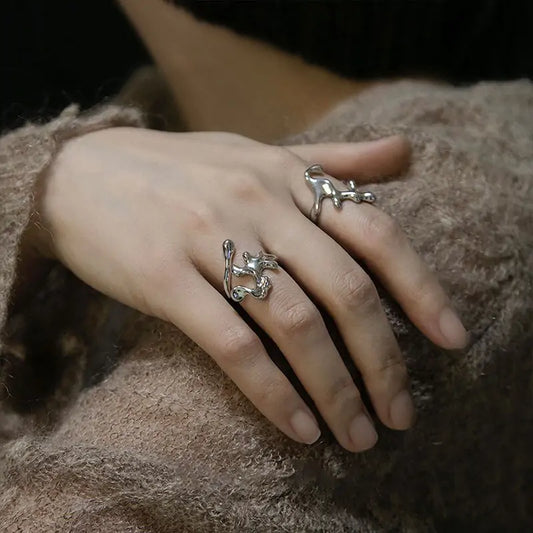 Charming Hollow Opening Rings - High Trend Coture