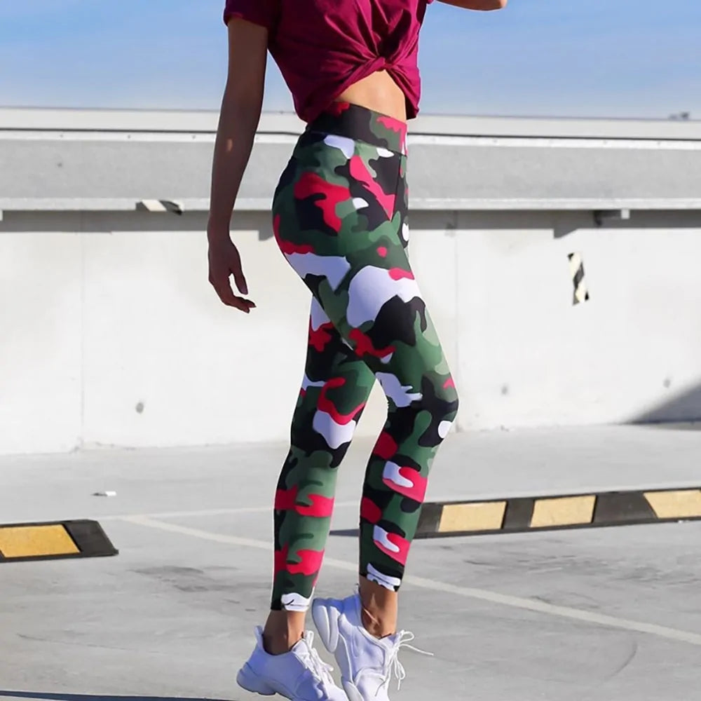 Leggings de Entrenamiento con Estampado de Camuflaje - High Trend Coture