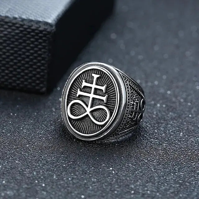 Gothic Punk Rings - High Trend Coture