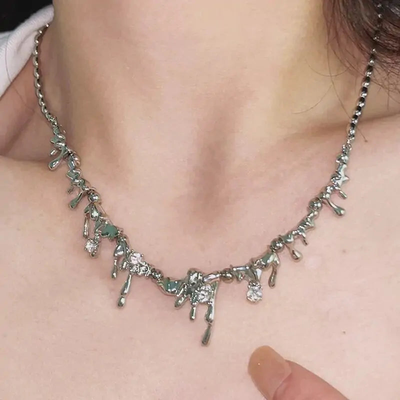 Lava drop and Star Shape Necklaces - High Trend Coture