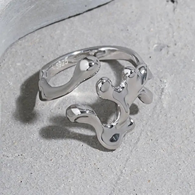 Charming Hollow Opening Rings - High Trend Coture