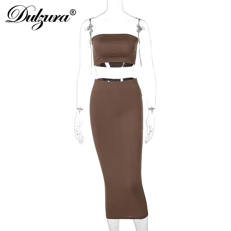 Conjunto de dos Piezas Crop Top y Falda Midi de Tubo